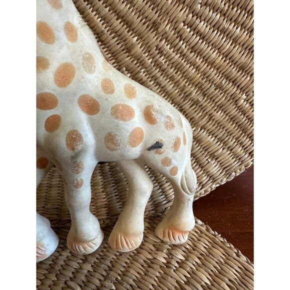 Sophie la Girafe Teething Toy - Picture 4 of 10